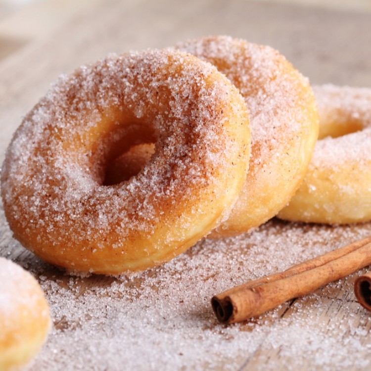 دوناتس بالقرفة بالفرن