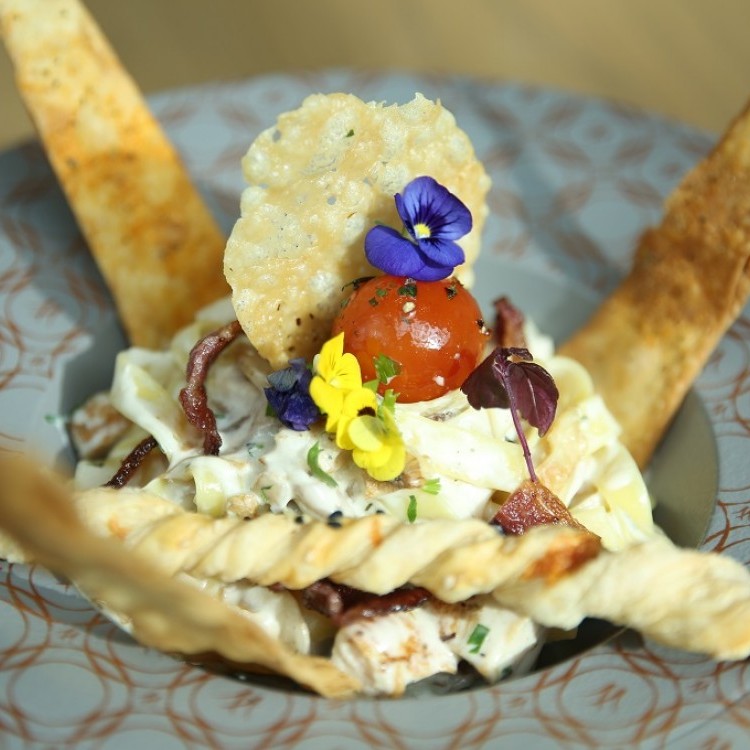 مكرونة بالجوز والخلطة بالفيديو