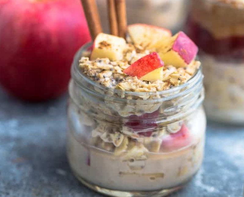 الشوفان بالتفاح والقرفة