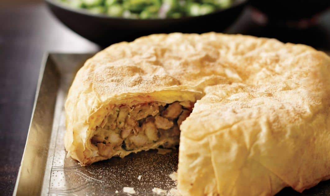 d8a7d984d981d8b7d98ad8b1d8a9-d8a7d984d8aad8b1d983d98ad8a9-d8a8d8a7d984d8afd8acd8a7d8ac-d8a8d8b9d8acd98ad986d8a9-d8a7d984d8b1d982d8a7d8a6d982 الفطيرة التركية بالدجاج بعجينة الرقائق