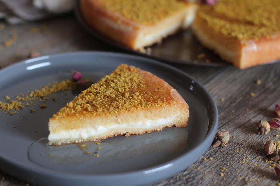 d8a8d8b3d8a8d988d8b3d8a9-d985d8add8b4d98ad8a9-d8a8d8a7d984d982d8b4d8b7d8a9 بسبوسة محشية بالقشطة ..