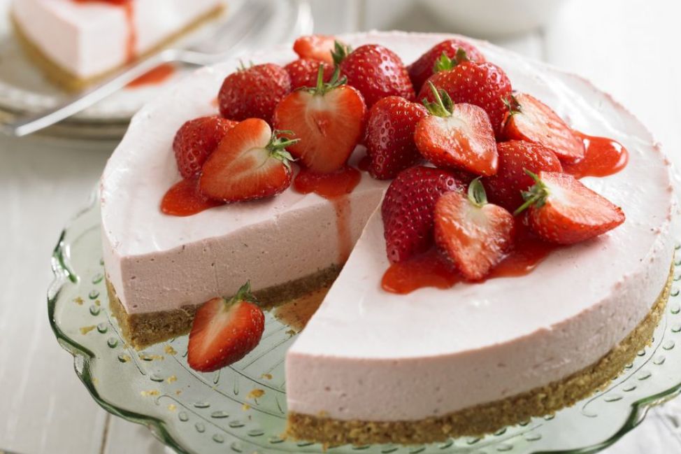 d8aad8b4d98ad8b2-d983d98ad983-d8a7d984d8b2d8a8d8a7d8afd98a-d8a8d8a7d984d981d8b1d8a7d988d984d8a9 تشيز كيك الزبادي بالفراولة