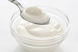 d8aad8b9d984d985d98a-d985d8b9d98a-d8b7d8b1d98ad982d8a9-d8b9d985d984-d8a7d984d8b2d8a8d8a7d8afd98a-300x199-1 طريقة عمل الزبادي