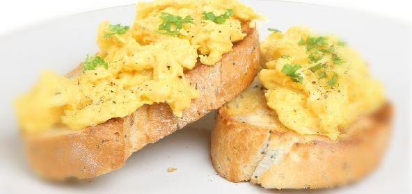 d8aad986d8a7d988d984-d8a7d984d8a8d98ad8b6-d8a7d984d985d8aed981d988d982 تناول البيض المخفوق