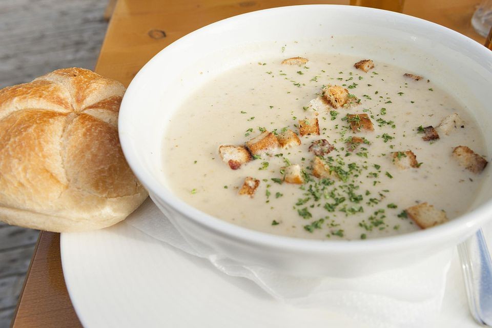 d8b4d988d8b1d8a8d8a9-d8a7d984d8afd8acd8a7d8ac-d8a8d8a7d984d983d8b1d98ad985d8a9 شوربة الدجاج بالكريمة