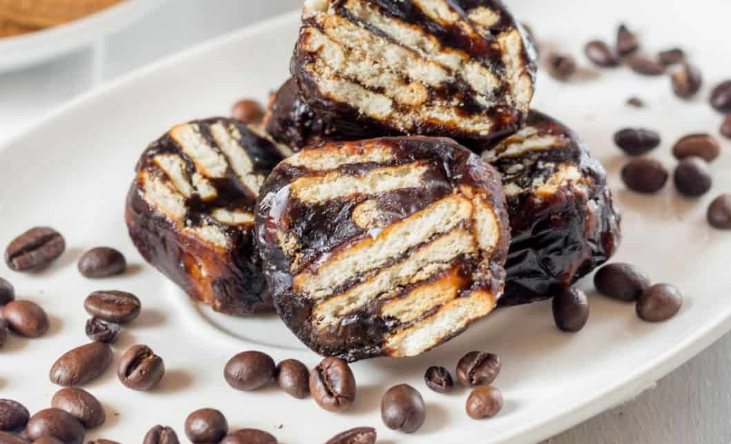 d8b7d8a8d982d8a7d8aa-d8a7d984d8a8d8b3d983d988d98ad8aa-d8a8d8a7d984d8aad985d8b1 طبقات البسكويت بالتمر