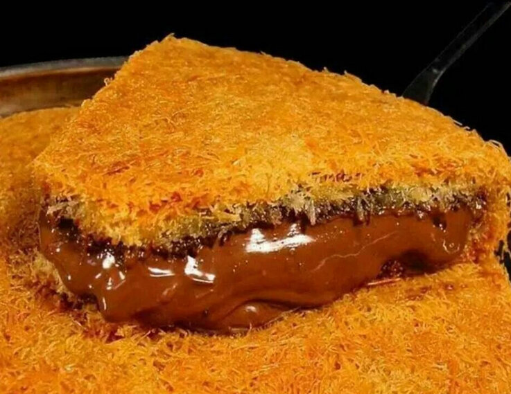 d8b7d8b1d98ad982d8a9-d8b9d985d984-d8a7d984d983d986d8a7d981d8a9-d8a8d8a7d984d986d988d8aad98ad984d8a7-d8a7d984d8b4d983d988d984d8a7d8aad8a9-d8a7d984d8b3d8a7d8a6d8add8a9 طريقة عمل الكنافة بالنوتيلا (الشكولاتة السائحة)