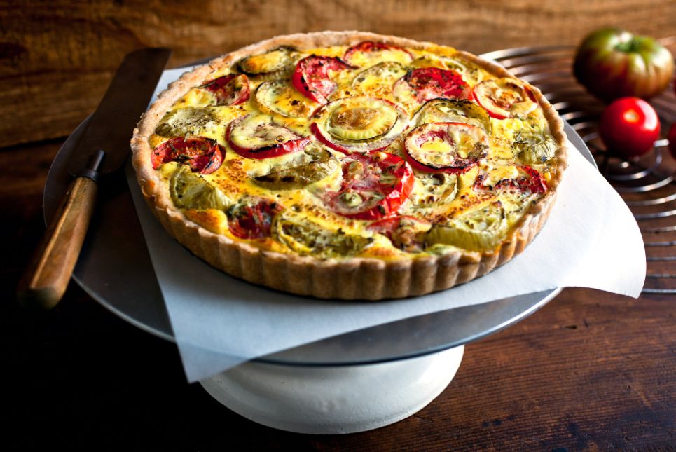 d8b7d8b1d98ad982d8a9-d8b9d985d984-d981d8b7d98ad8b1d8a9-d8a7d984d8aed8b6d8a7d8b1-d8a8d8a7d984d8acd8a8d986-d8aad8a7d8b1d8aa طريقة عمل فطيرة الخضار بالجبن (تارت)