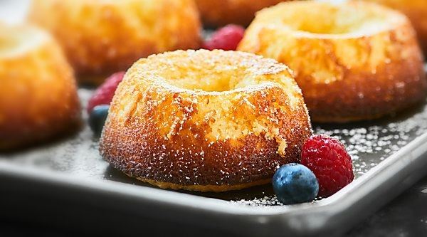 d8b7d8b1d98ad982d8a9-d8b9d985d984-d983d98ad983d8a9-d8a7d984d8a8d8b1d983d8a7d986 طريقة عمل كيكة البركان .. ألذ 6 وصفات