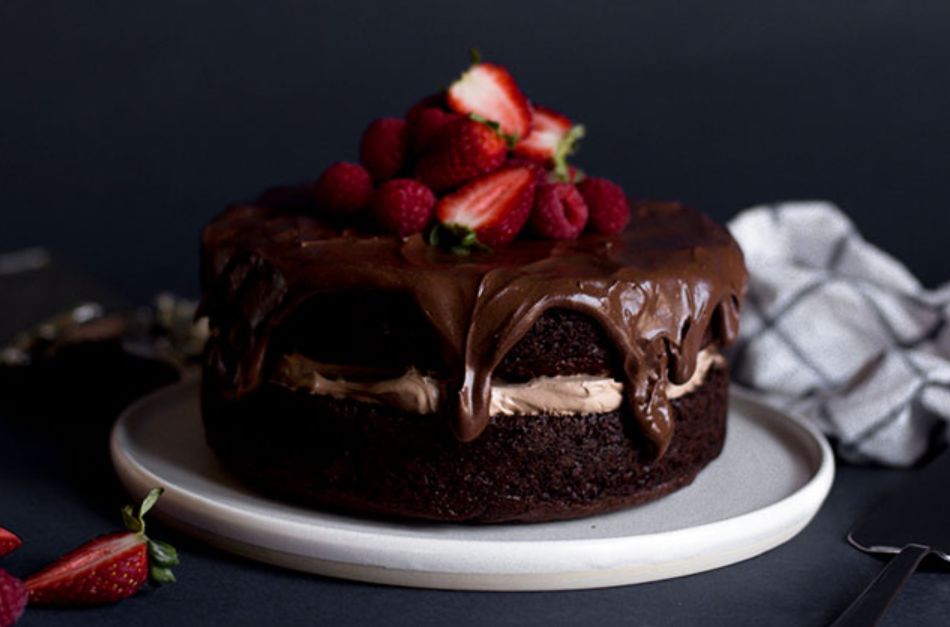 d8b7d8b1d98ad982d8a9-d983d8b1d98ad985d8a9-d8a7d984d983d98ad983-d8a8d8a7d984d8b2d8a8d8afd8a9-d988d8a7d984d8b4d988d983d988d984d8a7 طريقة كريمة الكيك بالزبدة والشوكولا