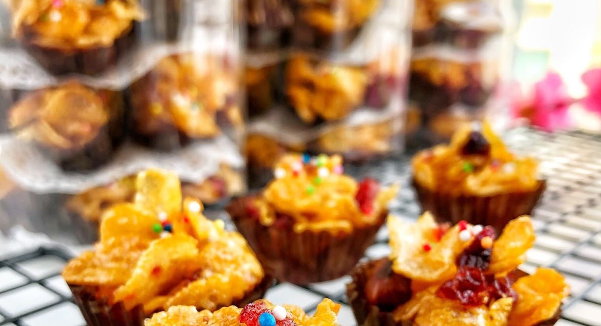 d983d8a8-d983d98ad983-d8a7d984d983d988d8b1d986-d981d984d98ad983d8b3-d985d8b9-d8a7d984d8b9d8b3d984 كب كيك الكورن فليكس مع العسل