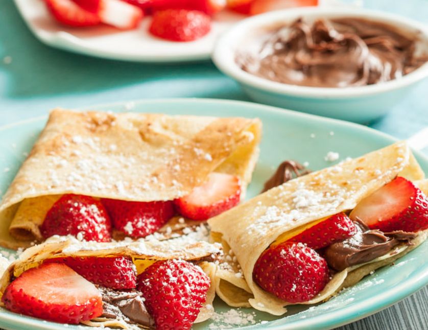 d983d8b1d98ad8a8-d8a8d8a7d984d8b4d988d983d988d984d8a7-d988d8a7d984d981d8b1d8a7d988d984d8a9 كريب بالشوكولا والفراولة