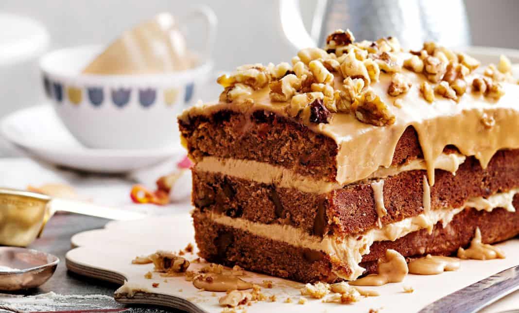 d983d98ad983d8a9-d8a7d984d982d8b1d981d8a9-d988d8a7d984d8acd988d8b2-d985d8b9-d8a7d984d8acd8b2d8b1 كيكة القرفة والجوز مع الجزر