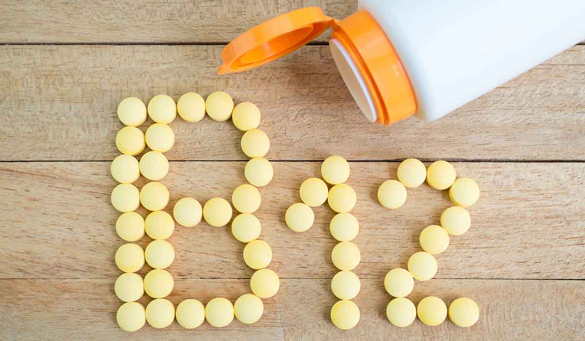 معلومات عن فيتامين B12