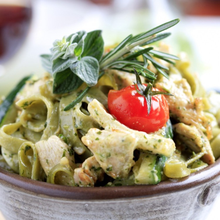 e08dcfc67454432282b745c7ab477ede_w750_h750 سلطة المكرونة مع البستو