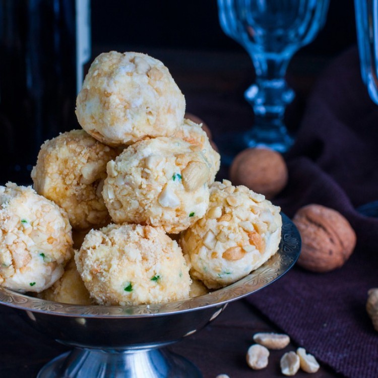 e3ec38621610b9fc8b409e418b5fc283_w750_h750 كرات الجبن بالجوز