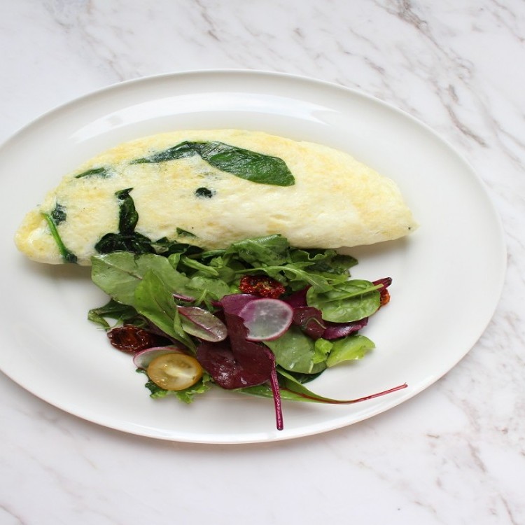 eca4f33e4190f2d6f4a1834c341c7e32_w750_h750 عجَّة السبانخ بالجبن