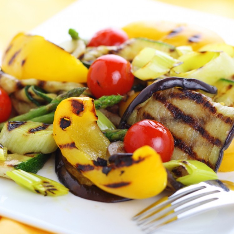 ee49cb96f532e171562b6eb066fbd4af_w750_h750 خضار مشوية متبلة