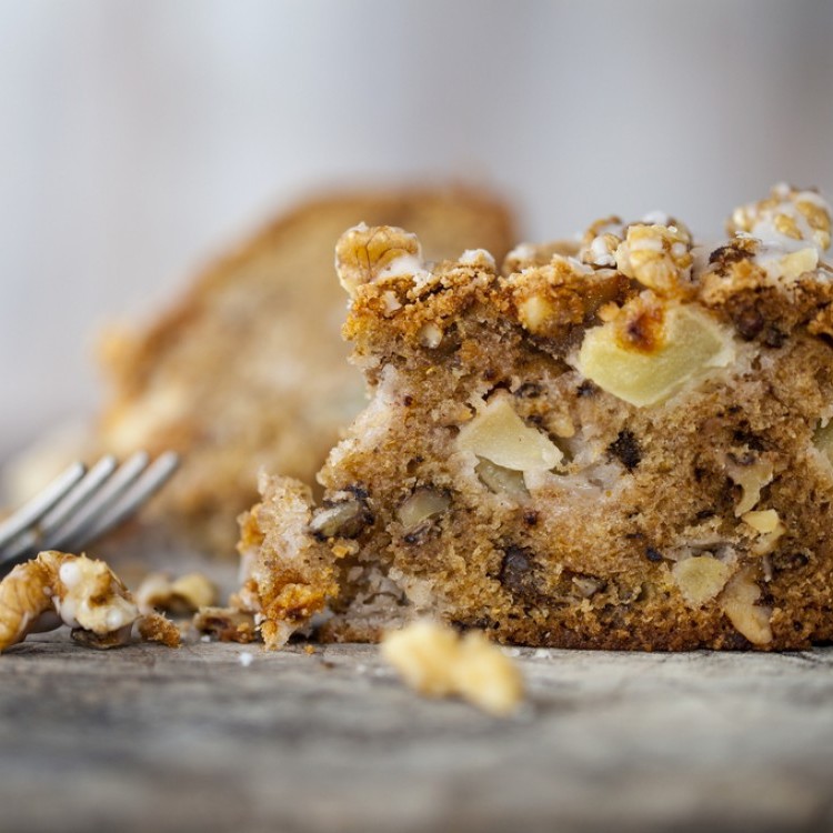 f4c7af4453491a7c50bb2977e91dae8b_w750_h750 كيكة التفاح والجوز