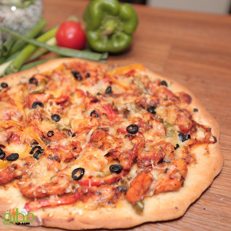 f761f1534cbb987a722adbcaada8bc3d_w750_h750 بيتزا باربكيو الدجاج خطوة بخطوة بالصور