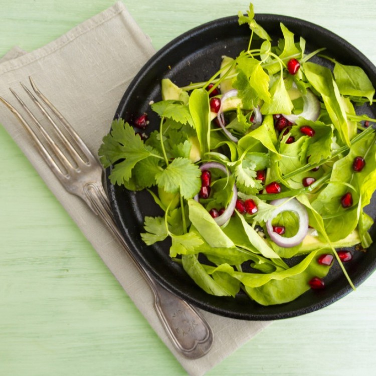 fb3681719c1bb4ddd22736f512bc9a01_w750_h750 سلطة الجرجير بالرمان