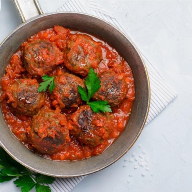 fe8404640cb4c486f7a0b66d051124d3_w750_h750 كفتة الطماطم بالفطر