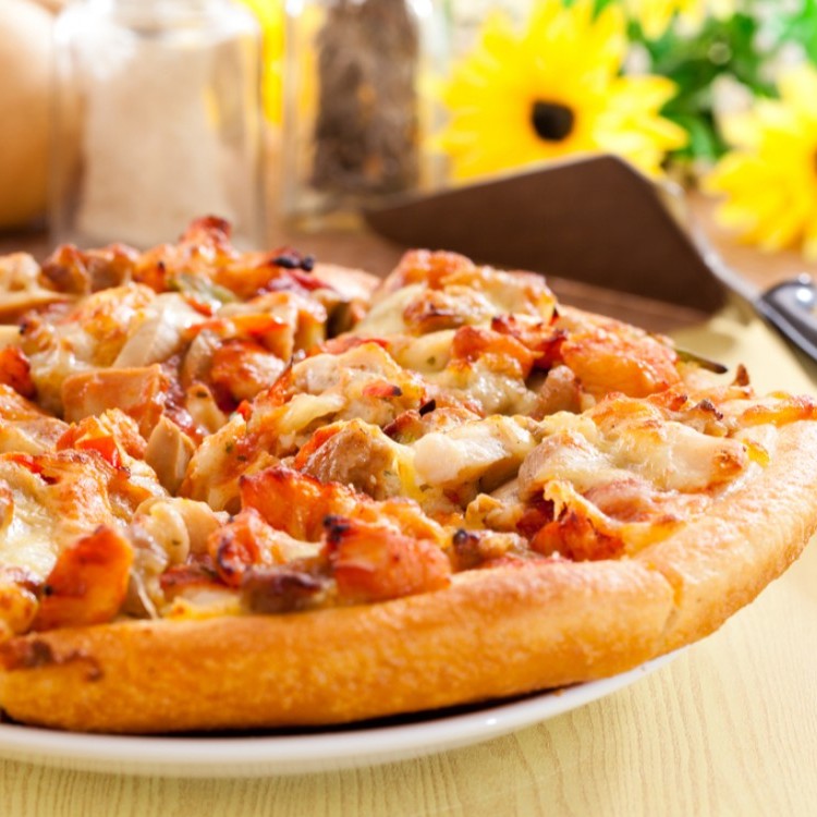 بيتزا دجاج باربيكيو