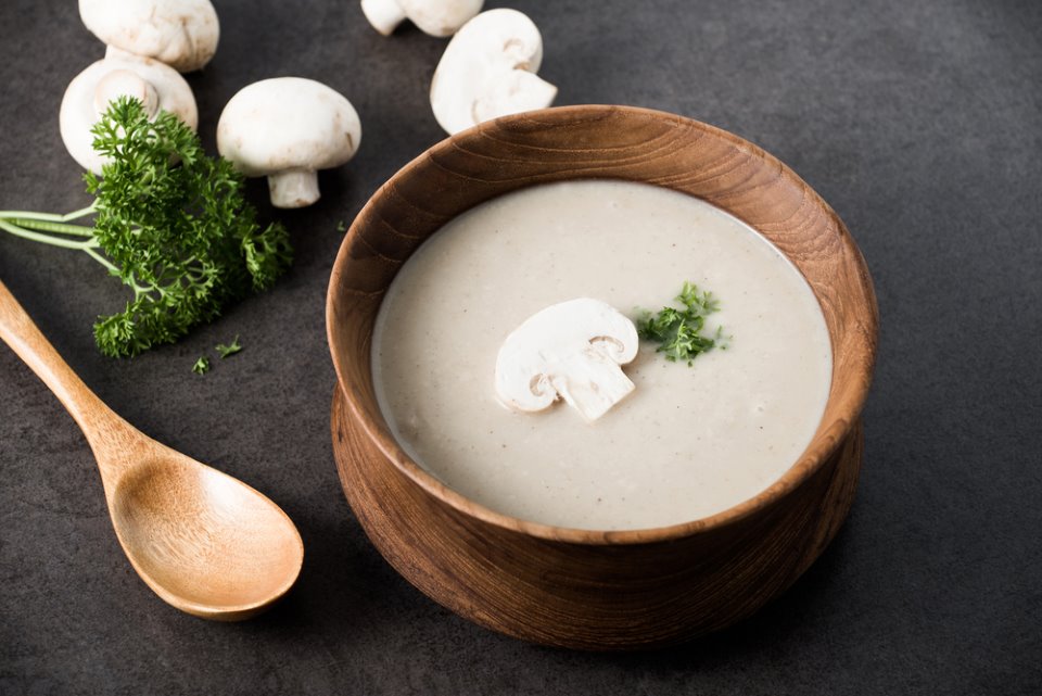 شوربة الفطر بالحليب
