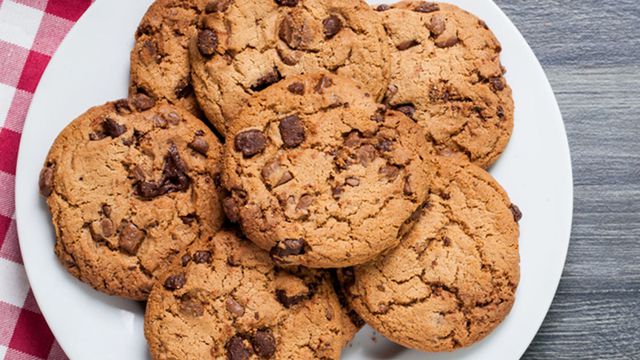 كوكيز بخليط الكيك بدون بيض