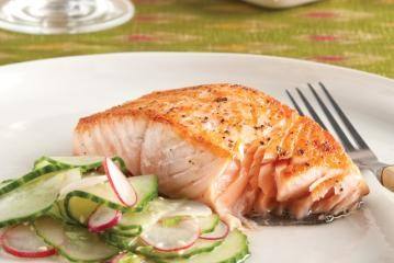 طريقة عمل سمك السلمون بصوص الثوم https://ouklat.com/wp-content/uploads/2020/04/98f5d0b7a701d66199ec3e977c242d931dd08213-3.jpg