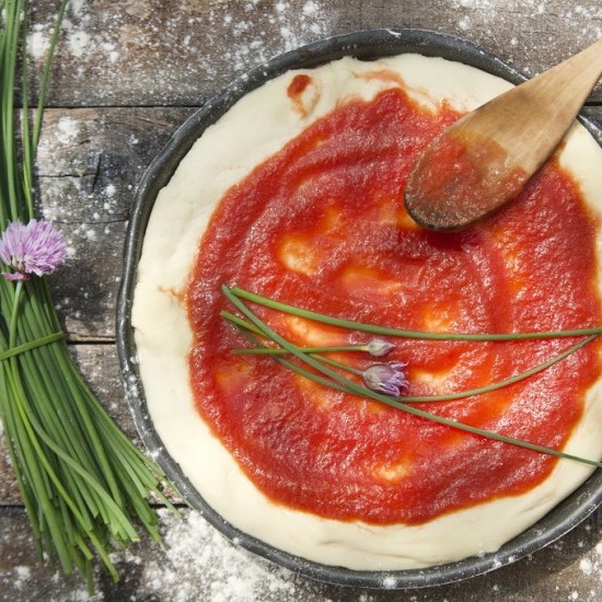 a08a820a1a03957aa0ecd52bd20c9b42_w550_h550 صلصة البيتزا على الطريقة الأصلية