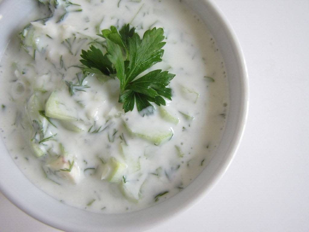 d8b3d984d8b7d8a9-d8a7d984d984d8a8d986-d988d8a7d984d8aed98ad8a7d8b1 سلطة اللبن والخيار