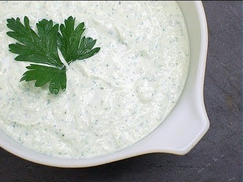 صورة لسلطة لبن وخيار
