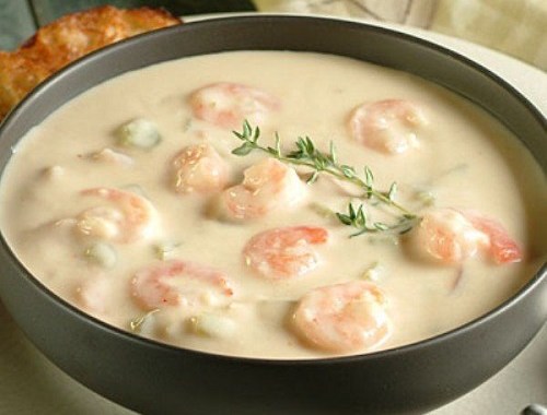 طريقة عمل شوربة السمك البيضاء