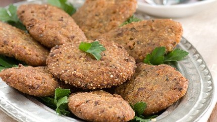 طريقة عمل أقراص الكبة المقلية بالسمن