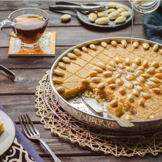 eceec3c0ac2a01dd543876d38d0499e7_w550_h550 بسبوسة اللوز