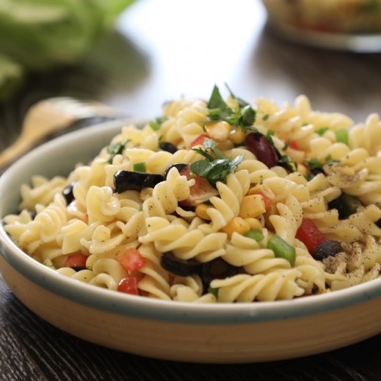 f5c09cee15781d3b50fa162c98947fcd_w550_h550 سلطة المعكرونة بالخضار