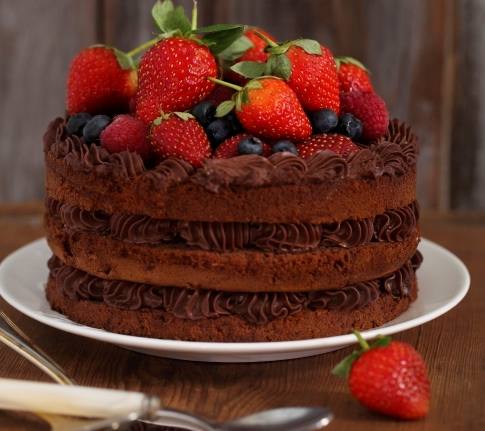 طريقة بروانيز الشكولاتة والفراولة سهله جدا https://ouklat.com/wp-content/uploads/2021/04/3673206a11d928f223b8231e940b664d7413533a-2.jpg